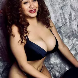 Bella 18 J Teeny Maus